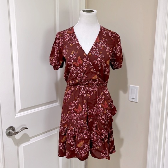 Madewell Ruffle Wrap in Windowbox Floral Butterfly Print V Neck Dress - Size 2 - Picture 2 of 10